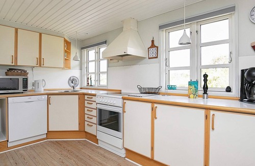 Nørre Lyngvig House | 7 person holiday home in Hvide Sande