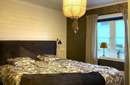 Ljungskile House | 7 person holiday home in LJUNGSKILE