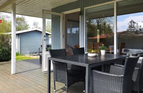Hou House | 7 person holiday home in Hals-By Traum