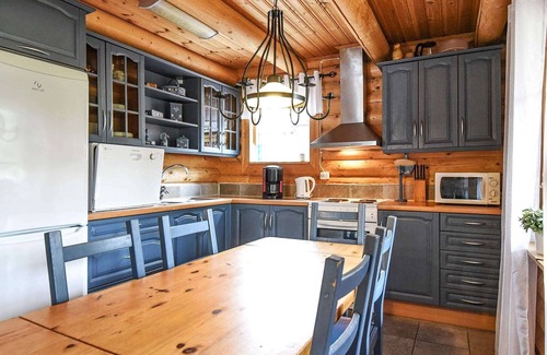 Stoten House | 7 person holiday home in SÄLEN-By Traum