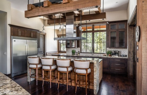 Big Sky House | 7 Renegade Rd (7-Bedroom Home) with Mountain view by Moonlight Basin Lodging