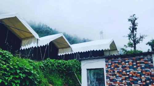 Gobind Dham Hotel | 7 Rings camps & resorts Pvt Ltd