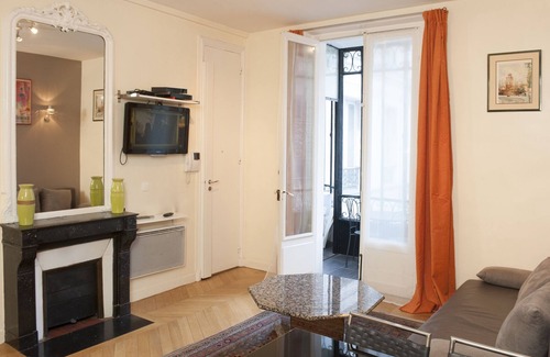 Faubourg-du-Roule Apartment | 7 RUE WASHINGTON PARIS, CHAMPS ELYSEES, George V