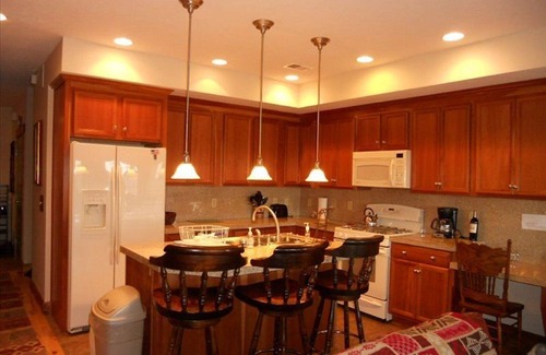 Seven Springs House | 7 Springs - Luxury Southwind Ski-in Ski-Out Mountain Townhouse