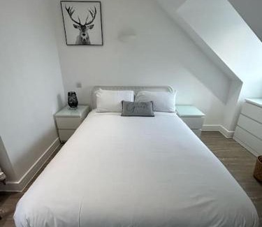 Filton Apartment | 7 Studio, Filton, next to airbus