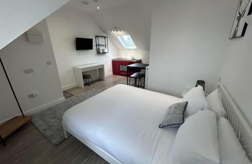 Filton Apartment | 7 Studio, Filton, next to airbus