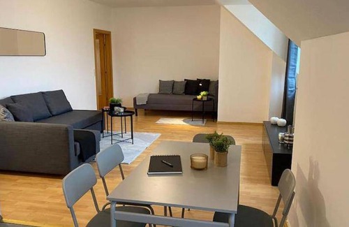 Fohnsdorf Apartment | 70 m² Apartment ∙ 1 bedroom ∙ 5 guests