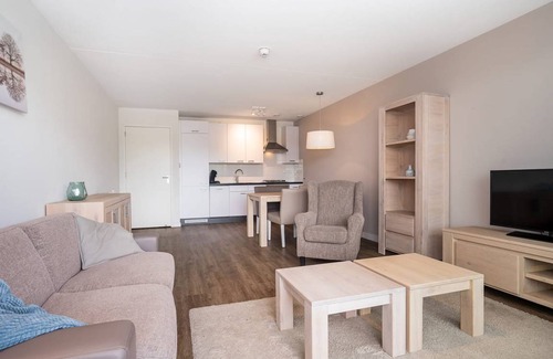 Merenwijk Apartment | 70 m² Apartment ∙ 1 bedroom ∙ 4 guests