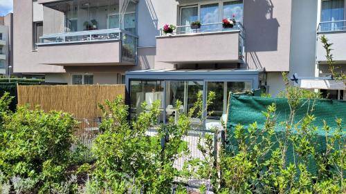 Prague 18 Apartment | 70 m² Apartment ∙ 1 bedroom ∙ 2 guests
