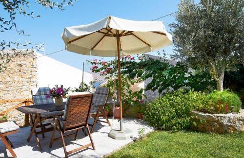 Symi Apartment | 70 m² Apartment ∙ 1 bedroom ∙ 4 guests