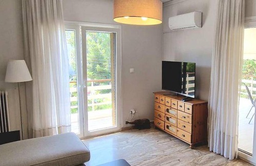 Papagou-Holargos Apartment | 70 m² Apartment ∙ 1 bedroom ∙ 2 guests