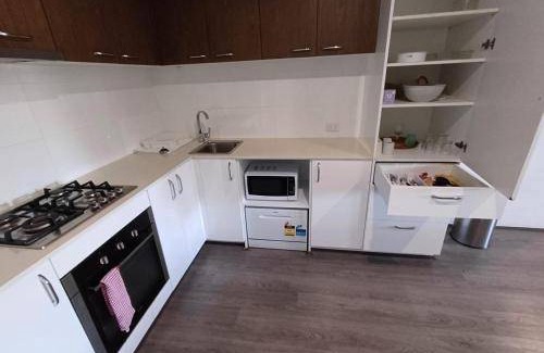 Kelmscott Apartment | 70 m² Apartment ∙ 2 bedrooms ∙ 4 guests