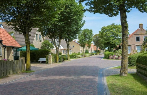 Municipality of Ameland Apartment | 70 m² Apartment ∙ 2 bedrooms ∙ 4 guests