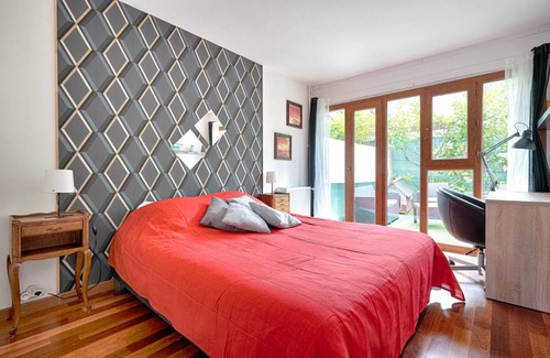 Champs Elysees Apartment | 70 m² Apartment ∙ 2 bedrooms ∙ 6 guests