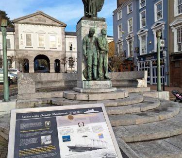 Cobh Apartment | 70 m² Apartment ∙ 2 bedrooms ∙ 4 guests