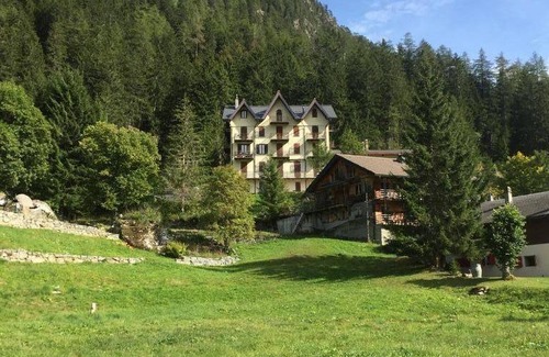 Orsieres Apartment | 70 m² Apartment ∙ 2 bedrooms ∙ 6 guests