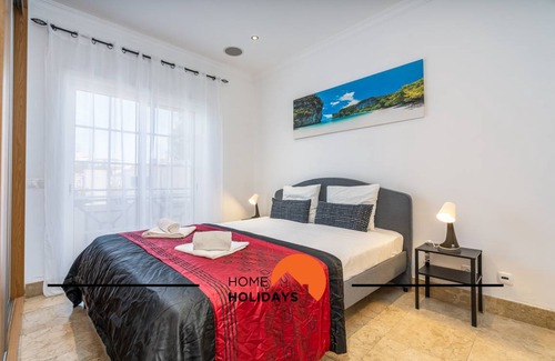Areias de Sao Joao Apartment | 70 m² Apartment ∙ 2 bedrooms ∙ 4 guests
