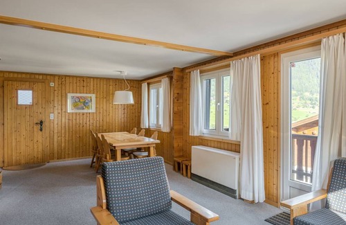 Fiesch Apartment | 70 m² Apartment ∙ 3 bedrooms ∙ 6 guests