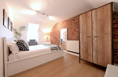 New Cross Apartment | 70 m² Apartment ∙ 3 bedrooms ∙ 6 guests