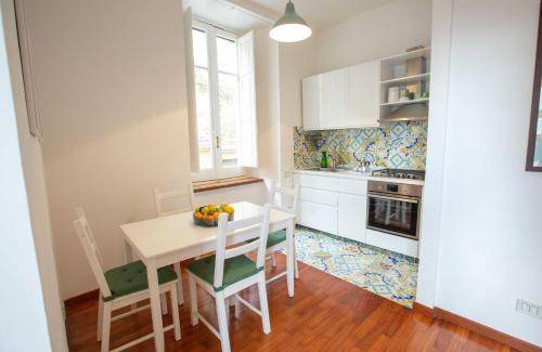 Mergellina Apartment | 70 m² Apartment ∙ 3 bedrooms ∙ 6 guests