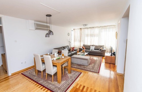 Old Town Apartment | 70 m² Apartment ∙ 2 bedrooms ∙ 6 guests