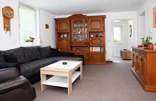 Harzgerode Apartment | 70 m² Apartment ∙ 1 bedroom ∙ 3 guests