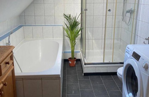 Wallersdorf Apartment | 70 m² Apartment ∙ 4 bedrooms ∙ 7 guests