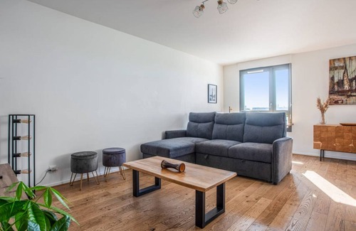 Saint-Denis Apartment | 70 m² Apartment ∙ 2 bedrooms ∙ 6 guests