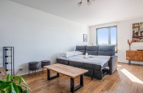 Saint-Denis Apartment | 70 m² Apartment ∙ 2 bedrooms ∙ 6 guests