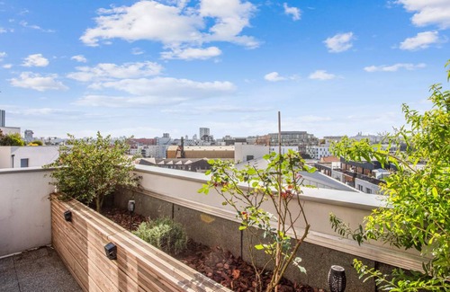Saint-Denis Apartment | 70 m² Apartment ∙ 2 bedrooms ∙ 6 guests