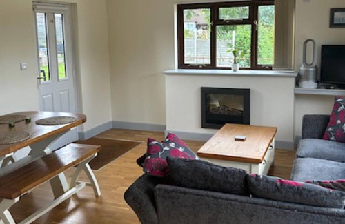 Sherborne Cottage | 70 m² Cabin ∙ 2 bedrooms ∙ 4 guests