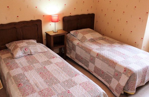 Cenac-et-Saint-Julien Cottage | 70 m² Cabin ∙ 2 bedrooms ∙ 4 guests
