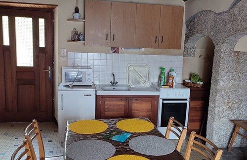 Florentin-la-Capelle House | 70 m² House ∙ 3 bedrooms ∙ 5 guests