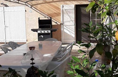 Le Cannet-des-Maures Apartment | 70 m² Apartment ∙ 2 bedrooms ∙ 5 guests