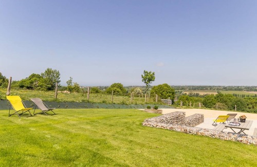 Jullouville House | 70 m² Gîte ∙ 2 bedrooms ∙ 4 guests