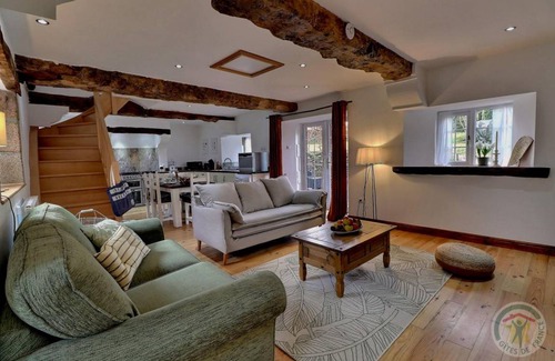 Sougeal House | 70 m² Gîte ∙ 2 bedrooms ∙ 5 guests