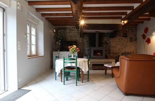 Le Grand-Celland House | 70 m² Gîte ∙ 2 bedrooms ∙ 4 guests