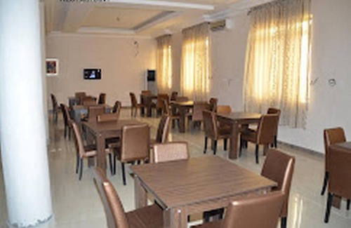 Ogbunike Hotel | 70 m² Hotel ∙ 4 guests