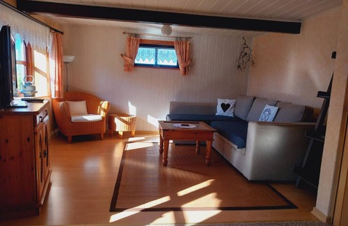 Helse House | 70 m² House ∙ 2 bedrooms ∙ 4 guests