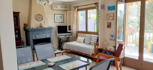 Metamorfosi House | 70 m² House ∙ 2 bedrooms ∙ 6 guests