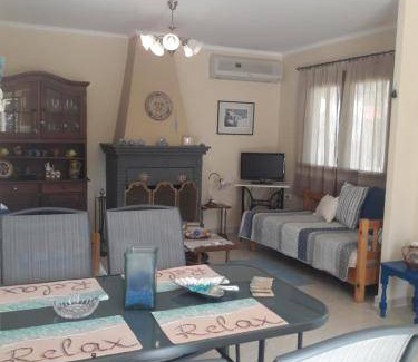 Metamorfosi House | 70 m² House ∙ 2 bedrooms ∙ 6 guests