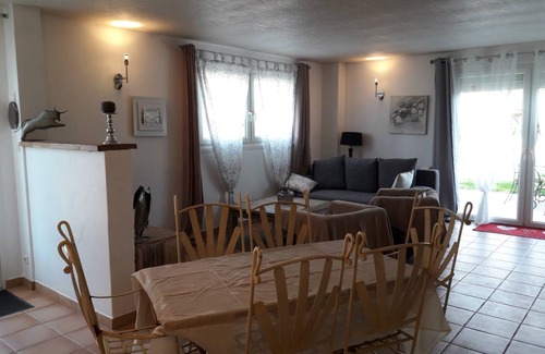 Maillane House | 70 m² House ∙ 2 bedrooms ∙ 4 guests