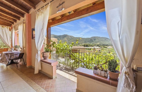 Solanas House | 70 m² House ∙ 3 bedrooms ∙ 5 guests