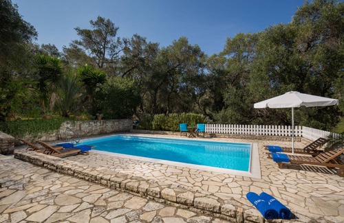 Koutsi Villa | 70 m² Villa ∙ 2 bedrooms ∙ 4 guests