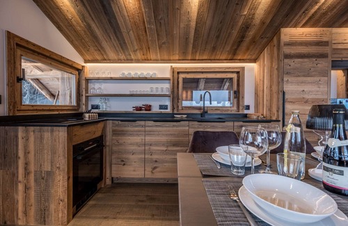 Courchevel Ski Chalet | 70 sqm - Courchevel 1850 - 4/5 people - close to the slopes