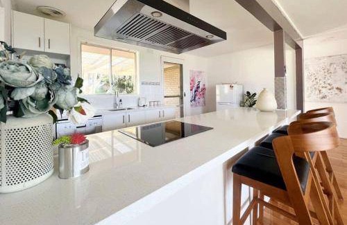Dromana House | 700 m² House ∙ 3 bedrooms ∙ 6 guests