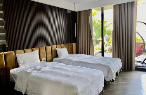 Dai Lai Lake Villa | 700 m² Villa ∙ 4 bedrooms ∙ 12 guests