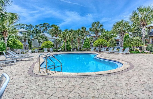 Santa Rosa Beach House | 700yds 2 Beach~4 Bikes~3 Balconies~hidden lake~Natural Light~3BR + Loft~30 plAy