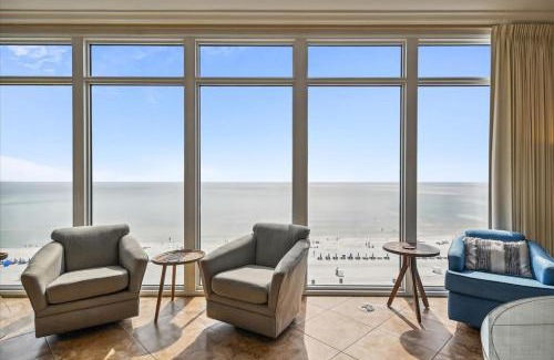 Thomas Drive Apartment | 701 Sterling Beach