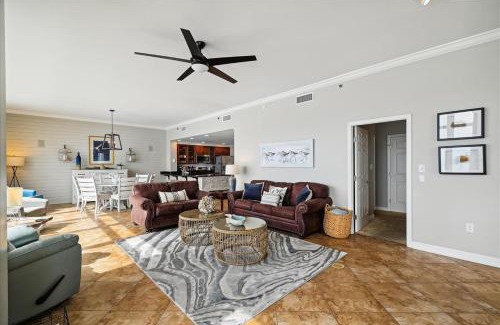 Thomas Drive Apartment | 701 Sterling Beach